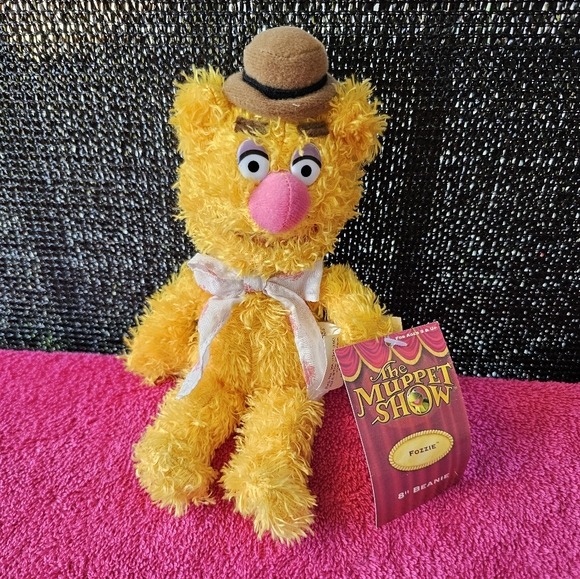 The Muppet Show Fozzie Plush 8" Beanie Bear Jim Henson Company Sababa Toys 2004 - Picture 1 of 9